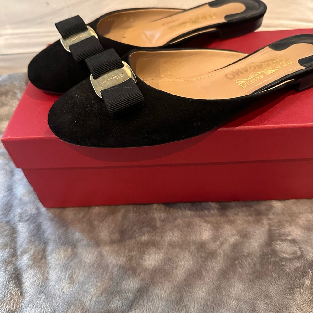 Salvatore Ferragamo Emile Suede Flats